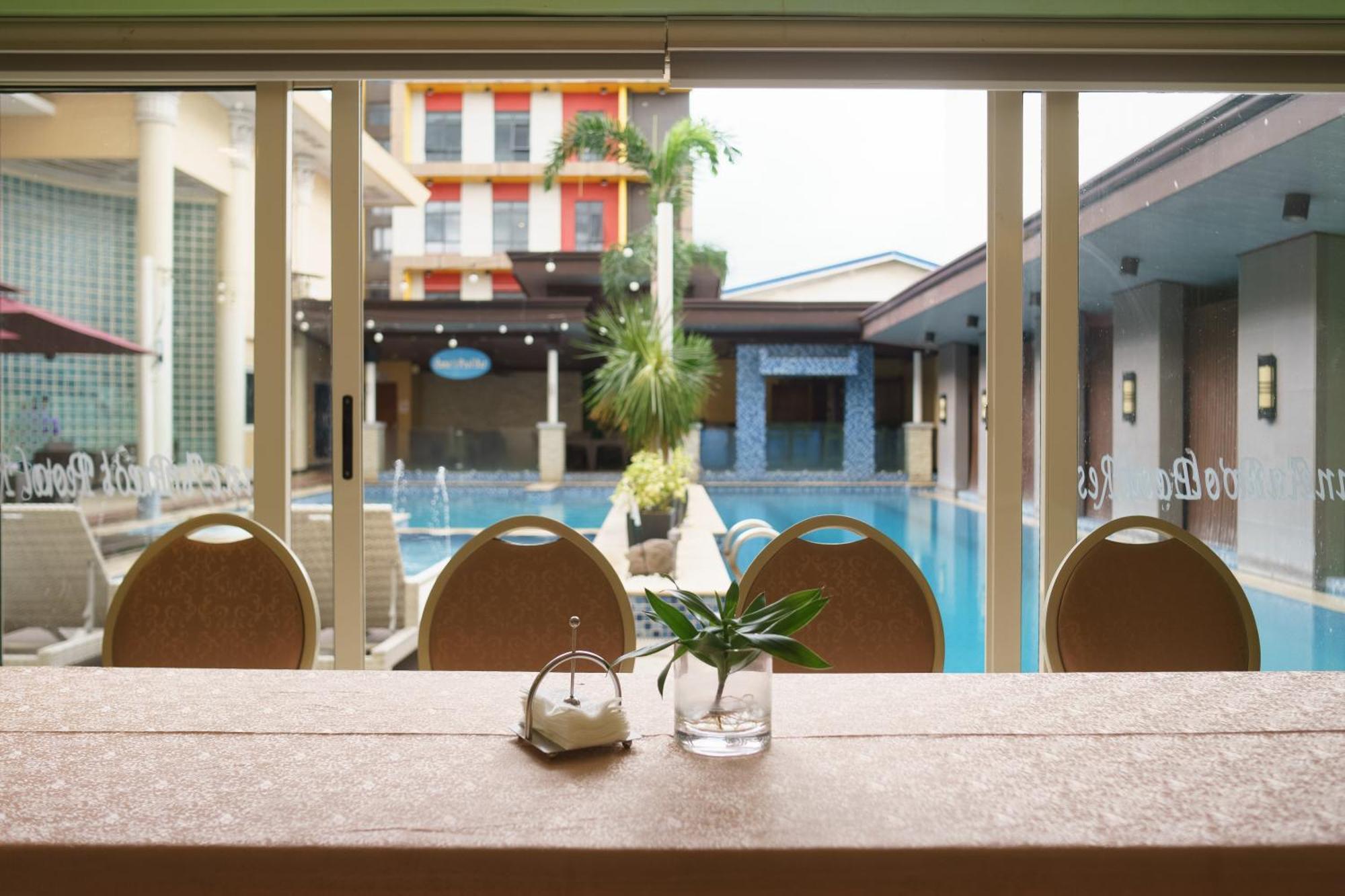 Villa Caceres Hotel Naga Kültér fotó